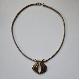 Sarah Coventry Omega Style Necklace
